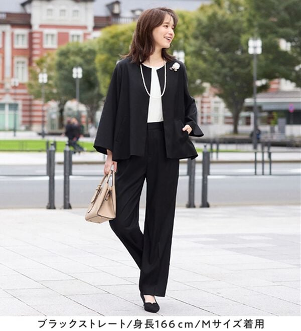 Viola e Viola（ヴィオラ エ ヴィオラ）の「【選べるボトムス】２点セット洗える！テントラインジャケットスーツ（パンツスーツ）」｜詳細画像