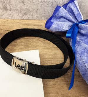 「【Lee】紳士シルバーバックルフリーサイズベルト（メンズベルト）」｜ブラック