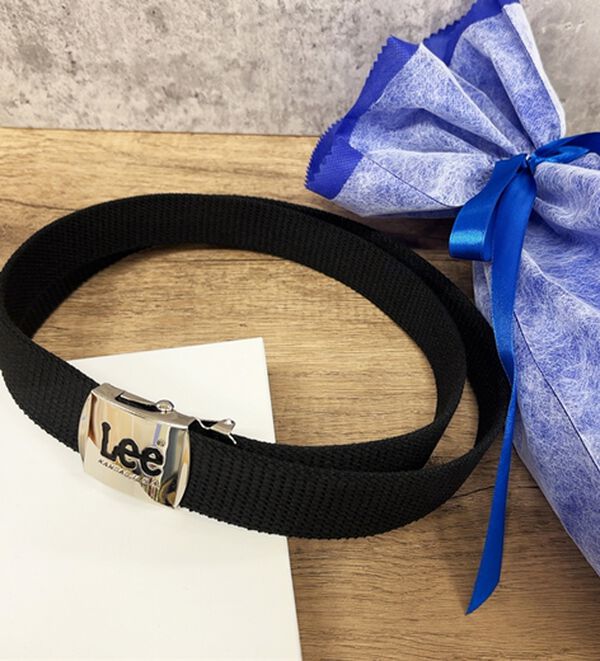 「【Lee】紳士シルバーバックルフリーサイズベルト（メンズベルト）」｜ブラック