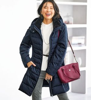 BELLUNA（ベルーナ）の「フレンチダウン使い細見えキルト切替ロングコート（ロングコート）」｜詳細画像