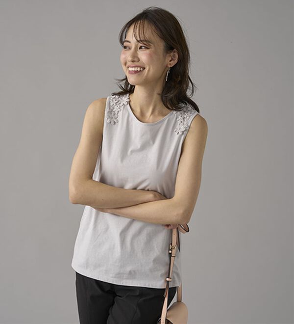 BELLUNA（ベルーナ）の「綿混素材脇汗対策フラワーレースインナー（タンクトップ・キャミソール）」｜詳細画像