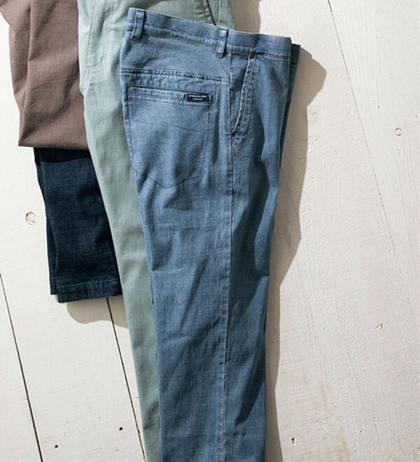 「＜コムルヴァン・オム＞すっきりはける涼感麻入りジーンズ（メンズデニムパンツ）」｜サックス