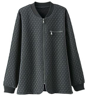 BELLUNA（ベルーナ）の「やわらかキルトショートブルゾン（ブルゾン）」｜スミクロ