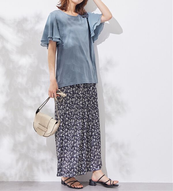 Viola e Viola（ヴィオラ エ ヴィオラ）の「【５つの機能付】袖シフォンゆるＴシャツ（Tシャツ）」｜詳細画像