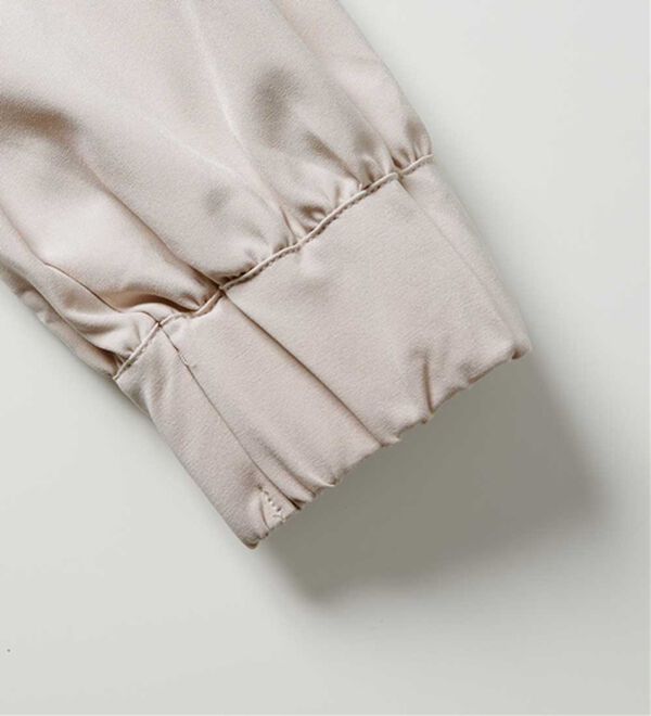 RANAN（ラナン）の「3つの機能付！パール調ボタン付スキッパーブラウス（ブラウス）」｜詳細画像