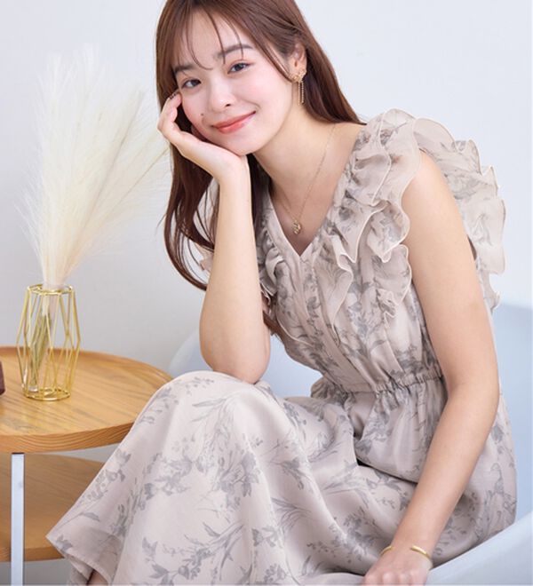 alotta（アロッタ）の「ニュアンス花柄ラッフルデザインワンピース（その他ワンピース）」｜詳細画像