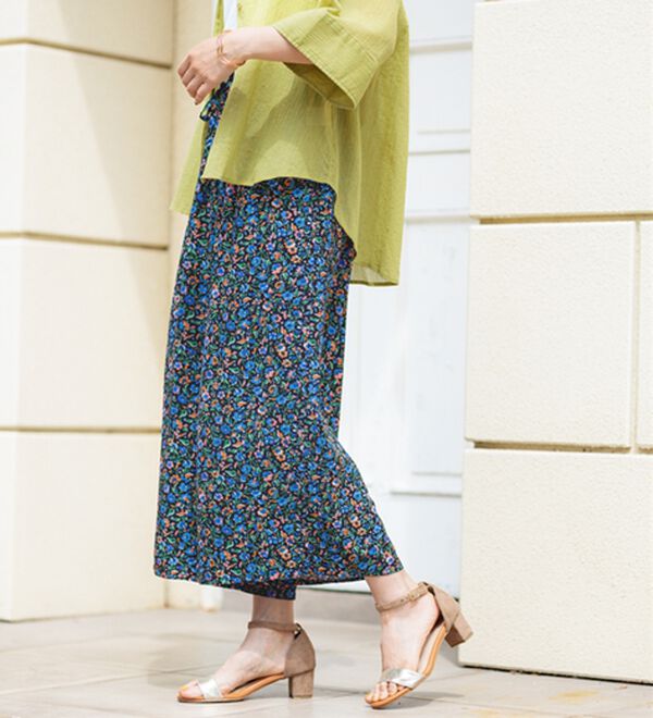 BELLUNA（ベルーナ）の「【接触冷感】レーヨン素材プリントワイドパンツ（ワイドパンツ・ガウチョ）」｜詳細画像