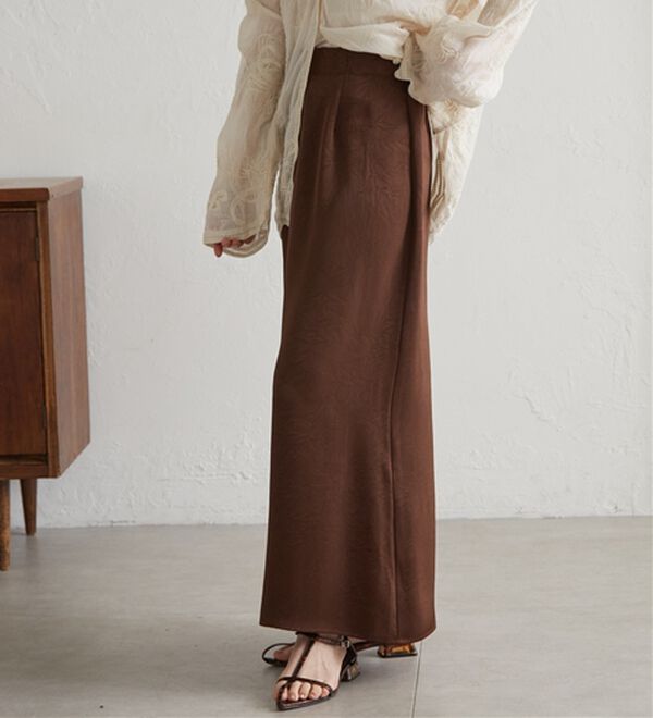 RANAN（ラナン）の「エンボスサテンナロースカート（ロングスカート）」｜詳細画像