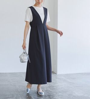 Pierrot（ピエロ）の「ウエストマークジャンパースカート（ジャンパースカート）」｜ネイビー