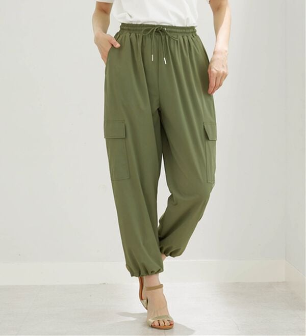 BELLUNA（ベルーナ）の「ヒンヤリ爽快！ドロスト使いカーゴパンツ（その他パンツ）」｜詳細画像