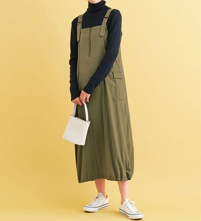 BELLUNA（ベルーナ）の「コクーンシルエットジャンパースカート（ジャンパースカート）」