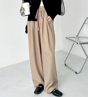 GeeRA（ジーラ）の「【体型カバー】上品なのにラクちんワイドパンツ（フルレングスパンツ）」｜ベージュ