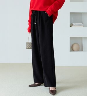 BELLUNA（ベルーナ）の「なめらかコーデュロイワイドパンツ（ワイドパンツ・ガウチョ）」｜詳細画像