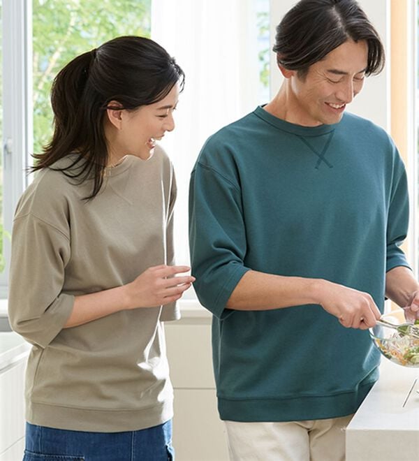 「＜シンプル＆プラス＞長く着られるライトトレーナー（メンズＴシャツ）」｜詳細画像
