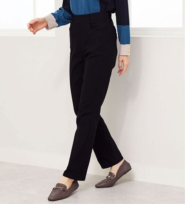 BELLUNA（ベルーナ）の「裏起毛ツイル素材ストレッチパンツ（フルレングスパンツ）」｜詳細画像