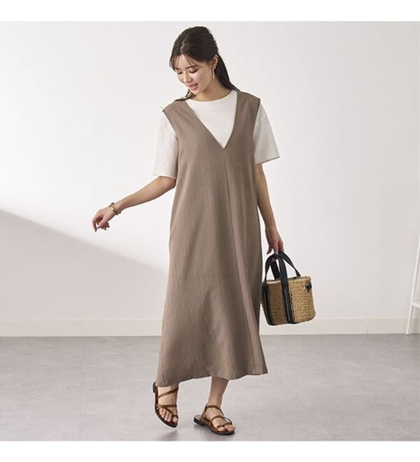 BELLUNA（ベルーナ）の「サラっと素材バックリボンワンピース（その他ワンピース）」｜詳細画像