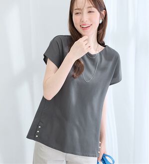 alotta（アロッタ）の「ひんやり裾パールデザインＴシャツ（カットソー）」｜チャコール