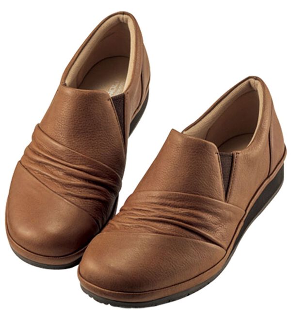 BELLUNA（ベルーナ）の「５Ｅ牛革切替ギャザースリッポン（スリッポン）」｜ブラウン