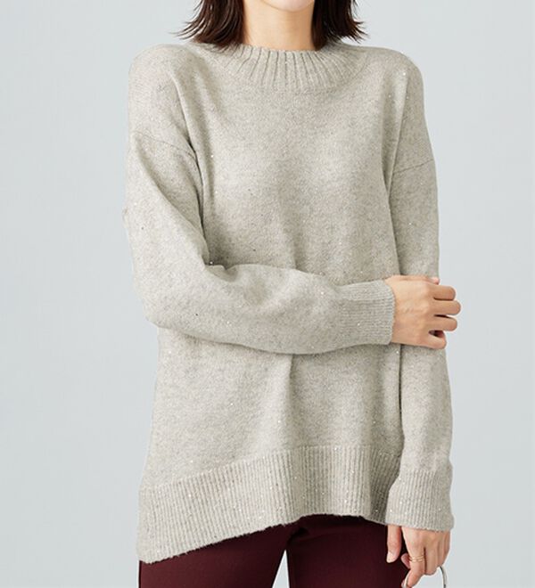 BELLUNA（ベルーナ）の「ラメ調バックスリットニットプルオーバー（ニット・セーター）」｜アイボリー
