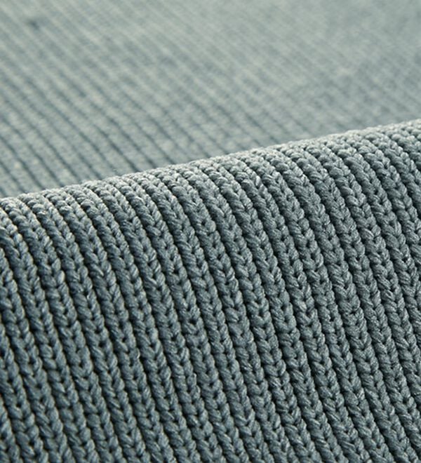 BELLUNA（ベルーナ）の「金ボタン使いニットベスト（ベスト）」｜詳細画像