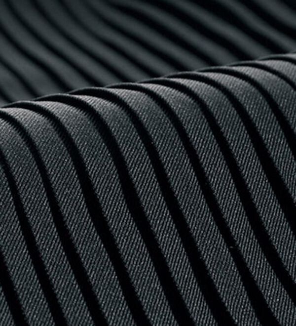 BELLUNA（ベルーナ）の「ニットプリーツ切替フレアーチュニック（チュニック）」｜詳細画像