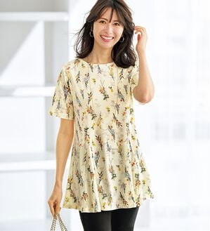 BELLUNA（ベルーナ）の「冷感フレアーシルエットプリントチュニック（チュニック）」｜詳細画像