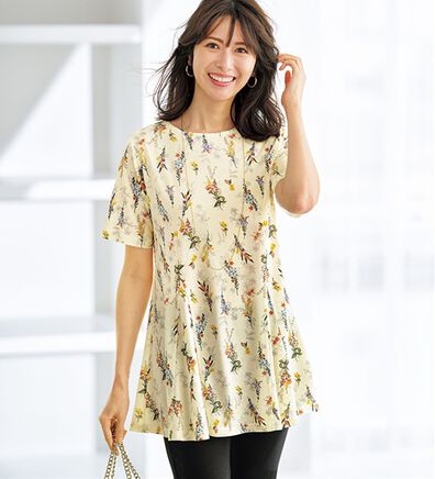 BELLUNA（ベルーナ）の「冷感フレアーシルエットプリントチュニック（チュニック）」