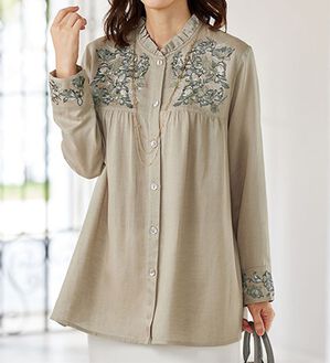 BELLUNA（ベルーナ）の「刺しゅう切替デザインブラウス（ブラウス）」｜詳細画像