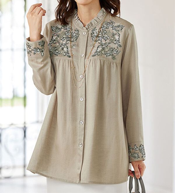 BELLUNA（ベルーナ）の「刺しゅう切替デザインブラウス（ブラウス）」｜詳細画像