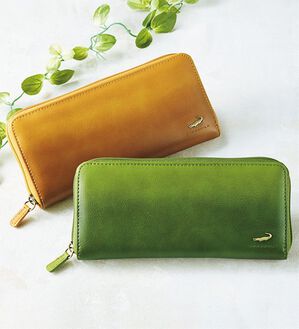 BELLUNA（ベルーナ）の「＜クロコダイル＞牛革グラデーション長財布（財布・パスケース）」｜詳細画像