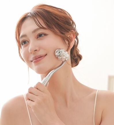 「ウェーブフェイシャルエステローラー（コスメ・メイク小物）」