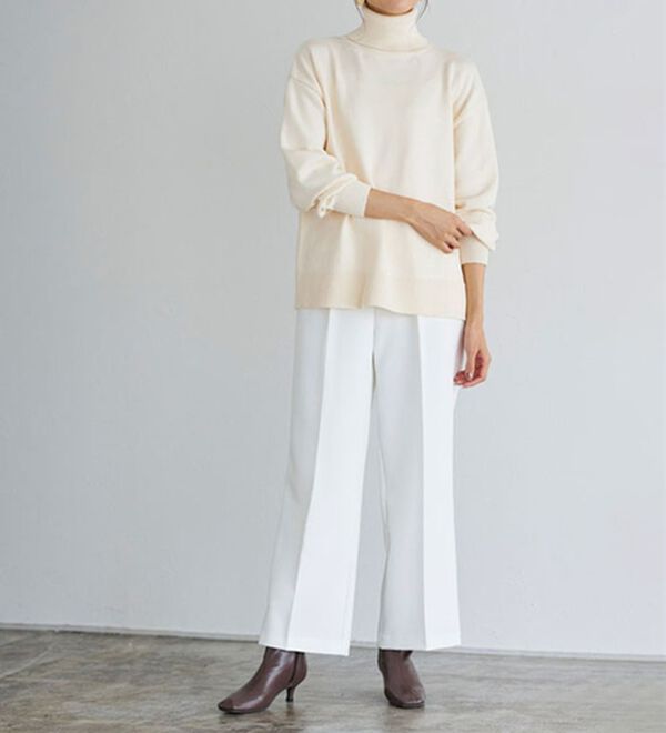 Pierrot（ピエロ）の「レーヨン混ボリュームスリーブタートルネックニット（ニット・セーター）」｜詳細画像