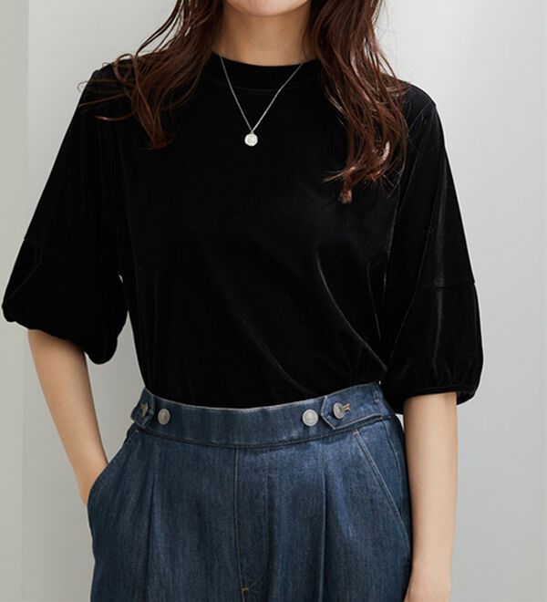 BELLUNA（ベルーナ）の「ベロア素材ふんわり袖プルオーバー（カットソー）」｜詳細画像