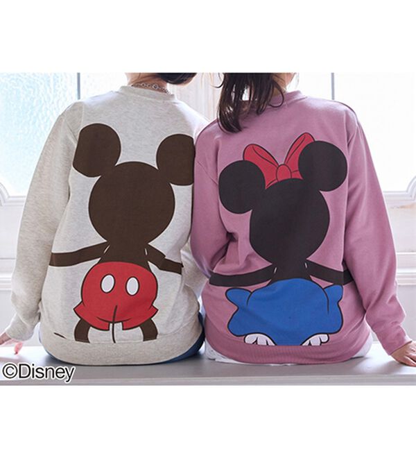 BELLUNA（ベルーナ）の「＜Ｄｉｓｎｅｙ＞【ミッキー＆ミニー】抱き着きプリント裏起毛トレーナー（カットソー）」｜詳細画像