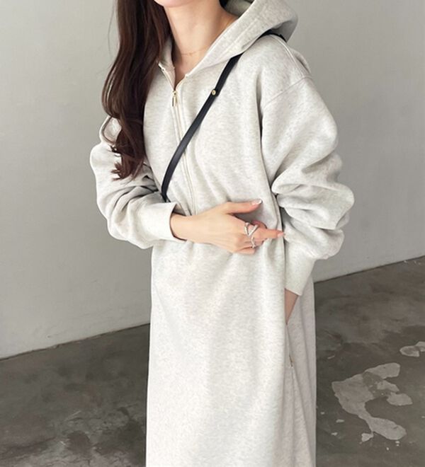 GeeRA（ジーラ）の「【あったか裏起毛】ハーフジップパーカーワンピース（カットソーワンピース）」｜詳細画像