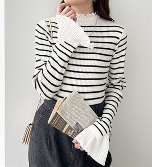 GeeRA（ジーラ）の「プリーツ付ハイネックリブニットトップス（ニット・セーター）」｜ボーダー