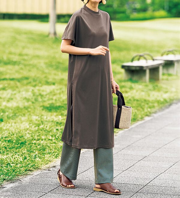 BELLUNA（ベルーナ）の「【UNDOVE】＜日本製＞クールコットン１００％スリットワンピース（カットソーワンピース）」｜詳細画像