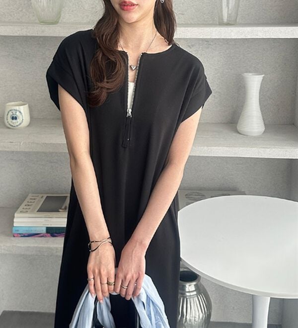 GeeRA（ジーラ）の「前後２ＷＡＹハーフジップＩラインワンピース（カットソーワンピース）」｜詳細画像