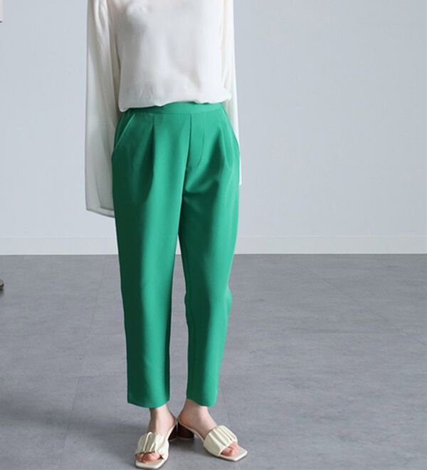 RANAN（ラナン）の「美脚シルエットクロップドパンツ（フルレングスパンツ）」｜ブライトグリーン