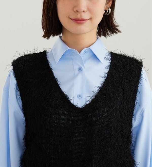 BELLUNA（ベルーナ）の「スパンコール入り！軽やかシャギーＶネックベスト（カットソー）」｜詳細画像