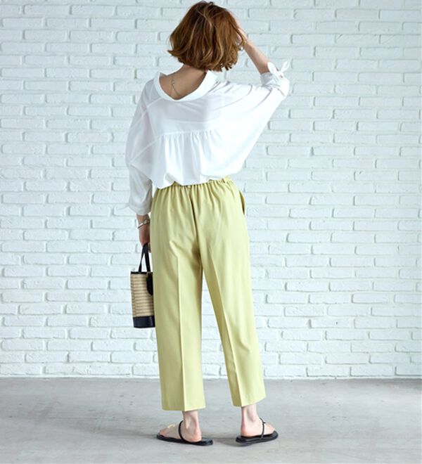 BELLUNA（ベルーナ）の「サラリ美脚見え！タック使いワイドパンツ（ワイドパンツ・ガウチョ）」｜詳細画像