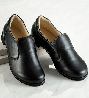 ルフラン（ルフラン）の「時見さんの５Ｅシンプルスリッポン（スリッポン）」｜ブラック