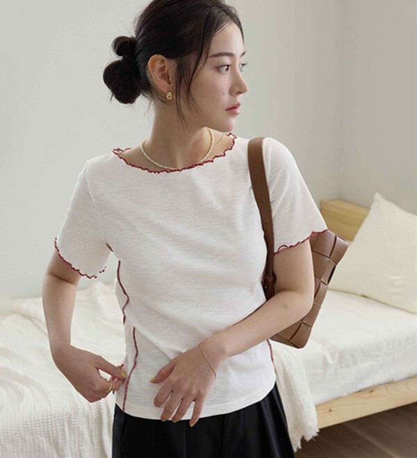 CHAN ME（チャンミ）の「配色ボートネックメロートップス（Tシャツ）」｜詳細画像