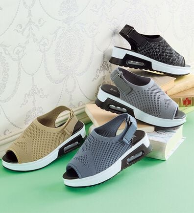 BELLUNA（ベルーナ）の「踵調整可能な４Ｅニットエアソールサンダル（サンダル・ミュール）」