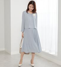 BELLUNA（ベルーナ）の「＜セレモニースタイル＞プリーツデザインワンピ―ス（フォーマルワンピース）」