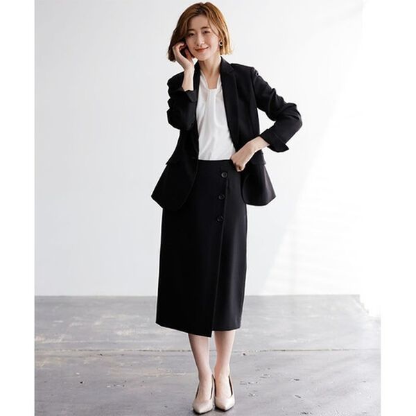 2点セット】洗えるデザインスカートスーツセットアップ - ベルーナ  