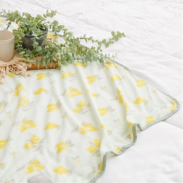 iellio（イエリオ）の「ひんやり冷感３ＷＡＹひざ掛け フレスコ＜ブランケット・冷感ケット＞（毛布・ブランケット）」｜詳細画像