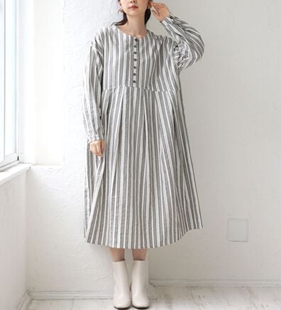 A HAPPY MARILYN（アハッピーマリリン）の「【Ｌ～６Ｌ】綿１００％さらりリラックス ゆったりシルエットのスッキリ柄 ストライプ マルチストライプコットンワンピ（ロングワンピース）」