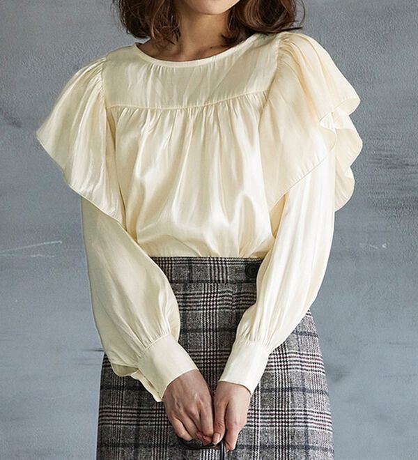 RANAN（ラナン）の「インナー付ボリュームフリルブラウス（ブラウス）」｜詳細画像