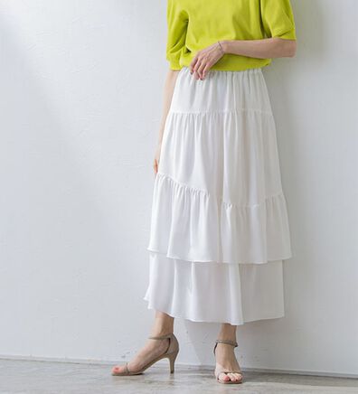 Pierrot（ピエロ）の「アシンメトリーティアードスカート（ロングスカート）」
